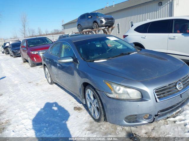  Salvage Nissan Maxima