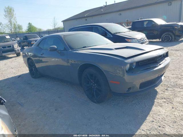  Salvage Dodge Challenger