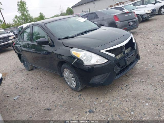  Salvage Nissan Versa