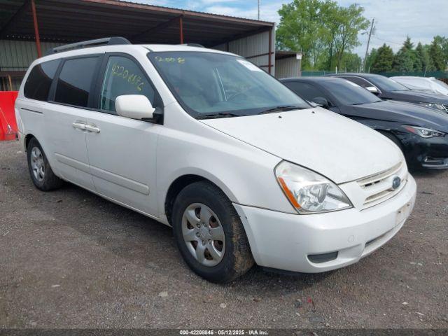  Salvage Kia Sedona