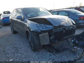  Salvage Porsche Cayenne