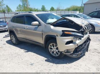  Salvage Jeep Cherokee