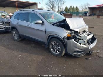  Salvage Jeep Cherokee