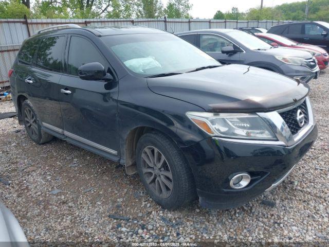  Salvage Nissan Pathfinder