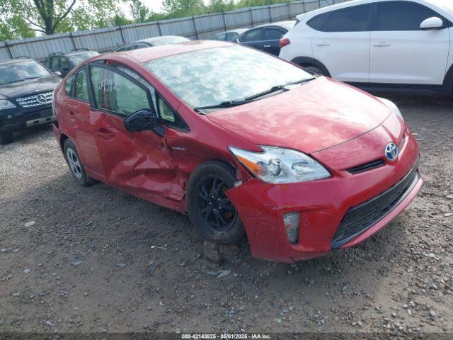  Salvage Toyota Prius