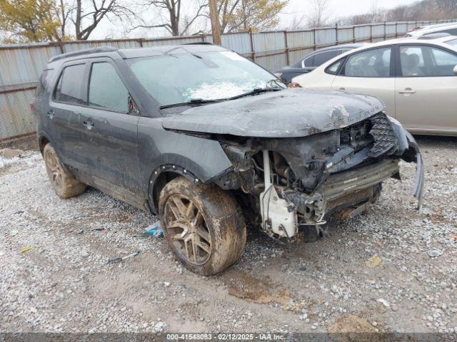  Salvage Ford Explorer