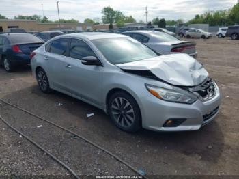  Salvage Nissan Altima