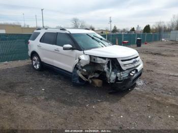  Salvage Ford Explorer