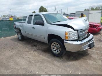  Salvage Chevrolet Silverado 1500