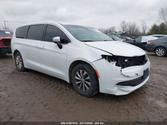  Salvage Chrysler Pacifica
