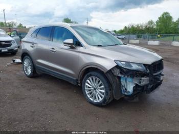  Salvage Lincoln MKC