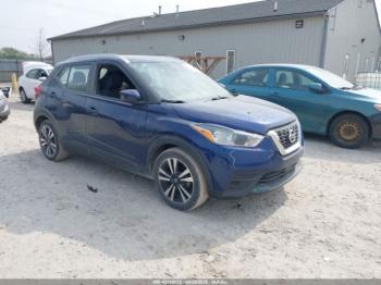  Salvage Nissan Kicks