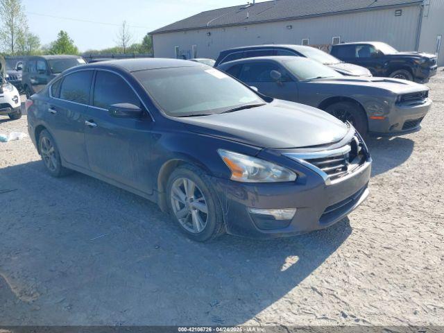  Salvage Nissan Altima