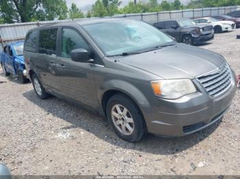  Salvage Chrysler Town & Country