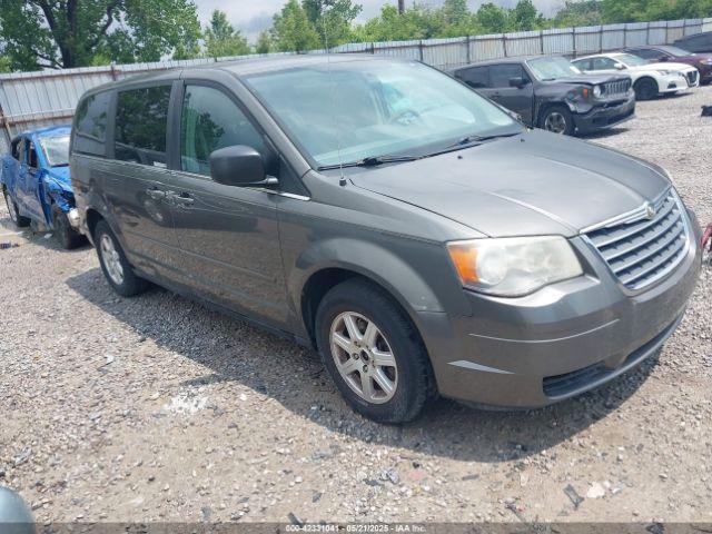  Salvage Chrysler Town & Country