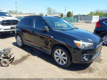  Salvage Mitsubishi Outlander