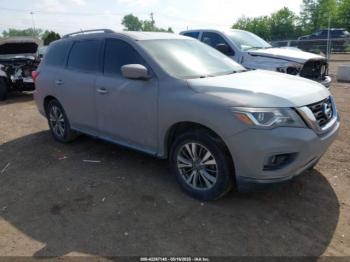  Salvage Nissan Pathfinder