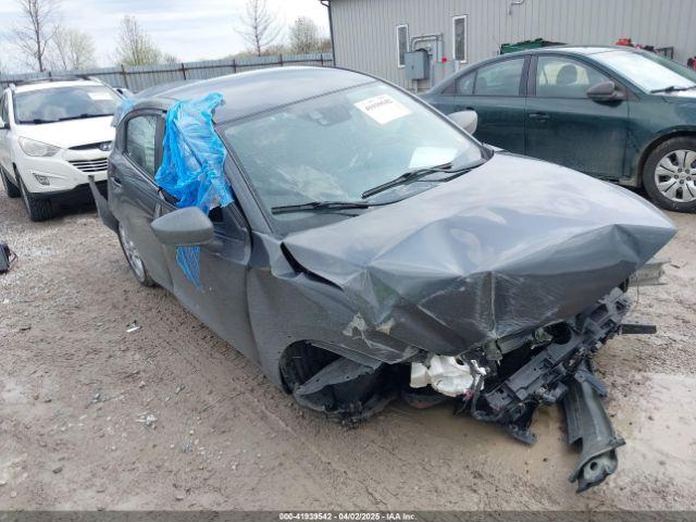  Salvage Toyota Yaris