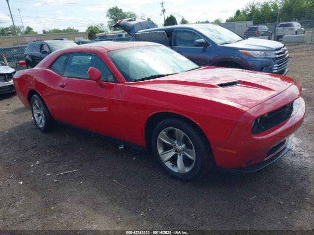  Salvage Dodge Challenger
