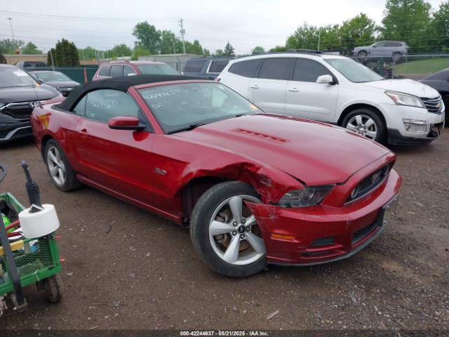  Salvage Ford Mustang