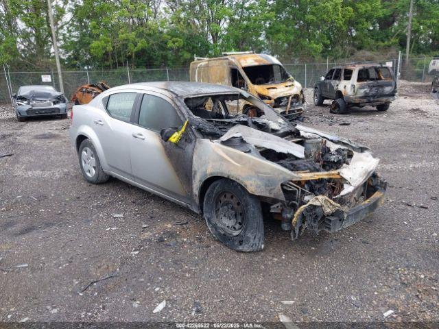  Salvage Dodge Avenger