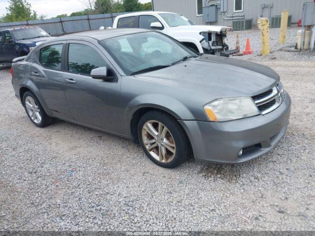  Salvage Dodge Avenger