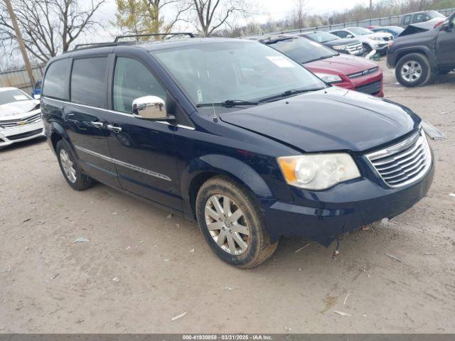  Salvage Chrysler Town & Country