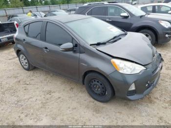  Salvage Toyota Prius c