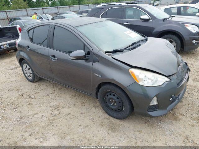  Salvage Toyota Prius c
