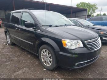  Salvage Chrysler Town & Country