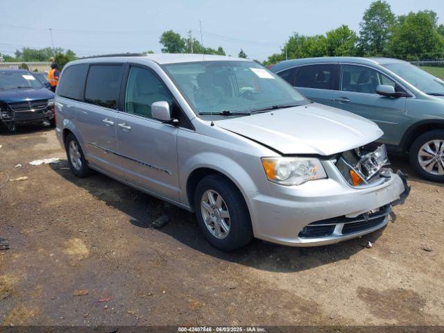  Salvage Chrysler Town & Country