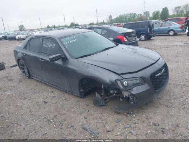  Salvage Chrysler 300