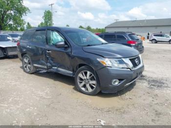  Salvage Nissan Pathfinder