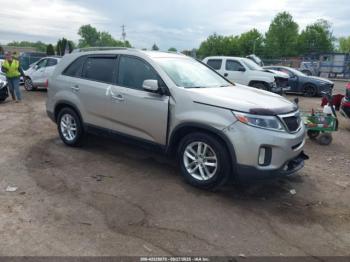  Salvage Kia Sorento