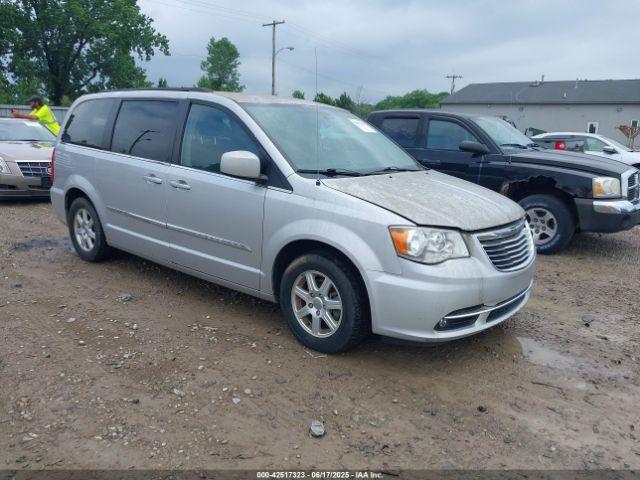  Salvage Chrysler Town & Country