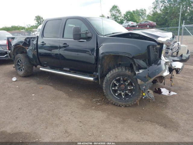  Salvage GMC Sierra 2500