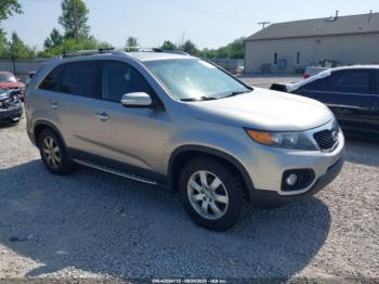  Salvage Kia Sorento