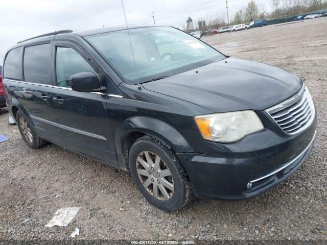  Salvage Chrysler Town & Country