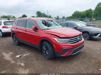  Salvage Volkswagen Tiguan