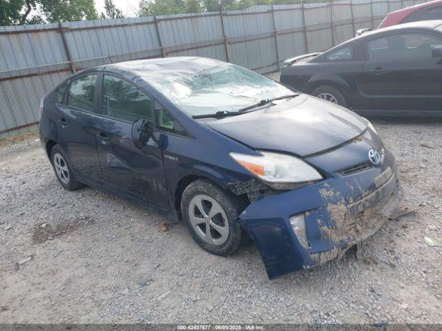 Salvage Toyota Prius