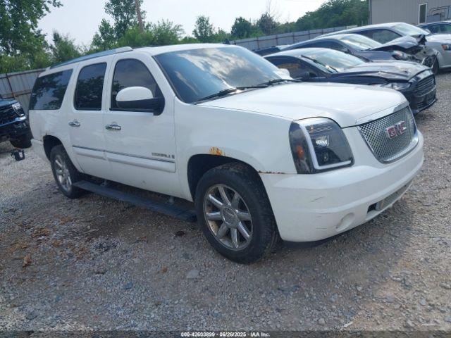  Salvage GMC Yukon