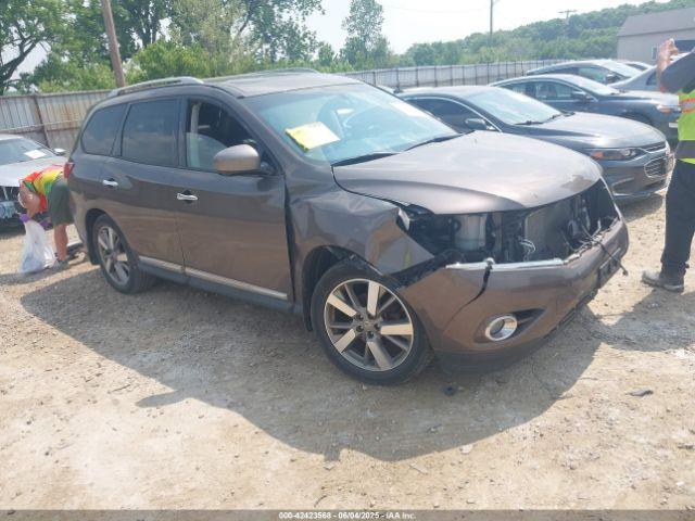  Salvage Nissan Pathfinder