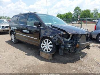  Salvage Chrysler Town & Country