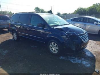  Salvage Chrysler Town & Country