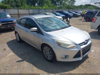  Salvage Ford Focus