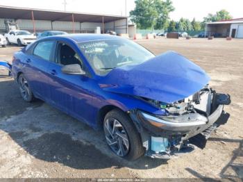  Salvage Hyundai ELANTRA