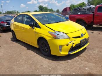  Salvage Toyota Prius