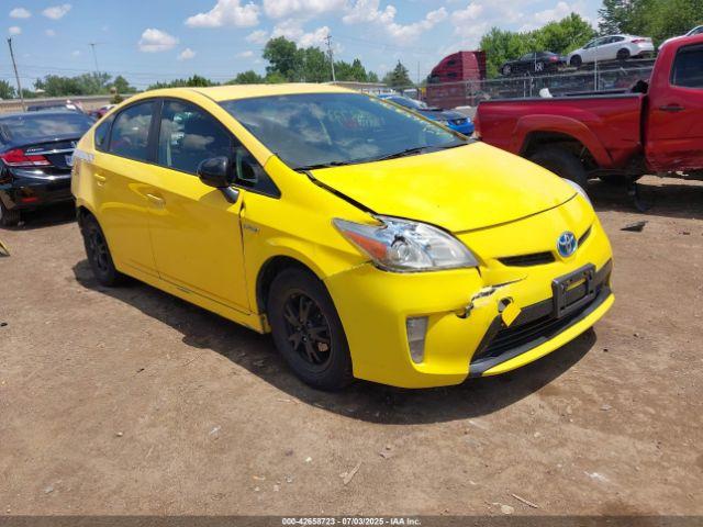  Salvage Toyota Prius