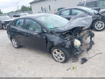  Salvage Ford Fiesta
