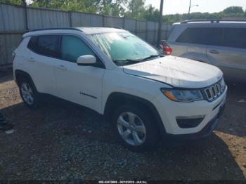  Salvage Jeep Compass